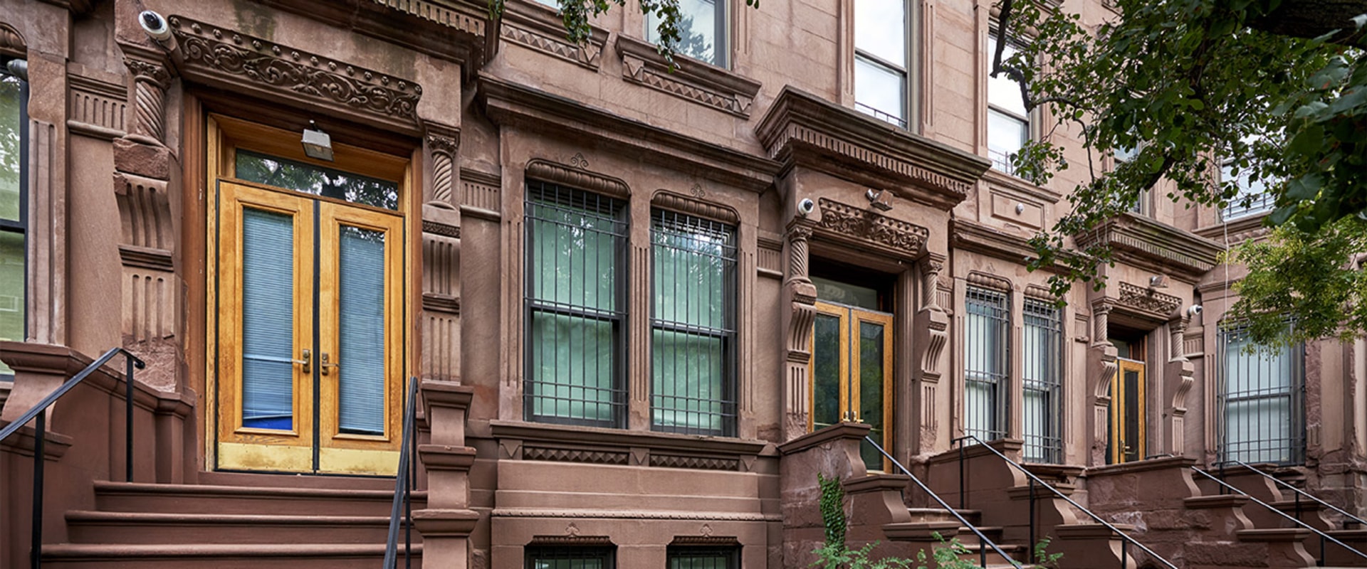 What is the average price of a house in new york?